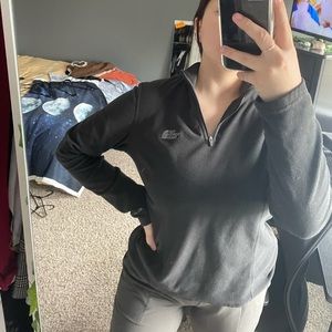 North face half zip up